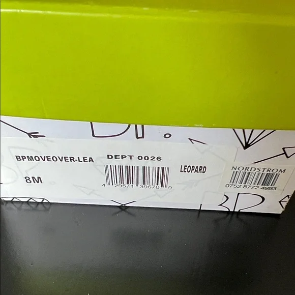Nordstrom BP Leopard Print Women's Flats Size 8 in Like New Condition with Box - Picture 10 of 10